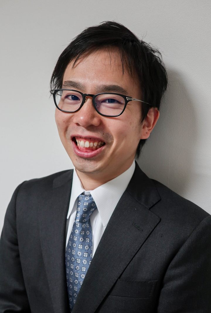 代表 光實圭一