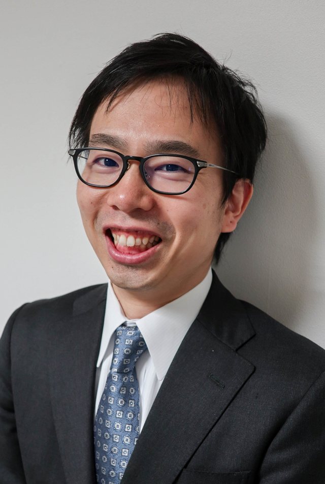 光實圭一